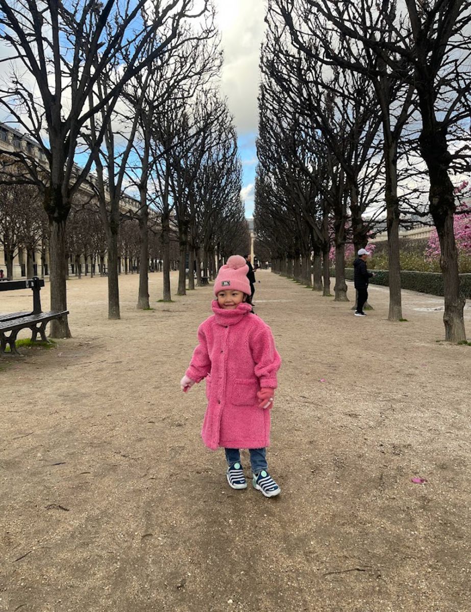 pukadina-kids-with-wings-paris