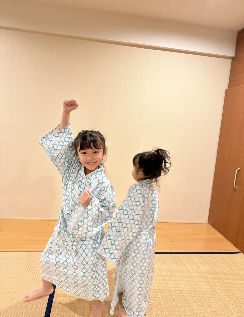 pukadina-kids-with-wings-japan